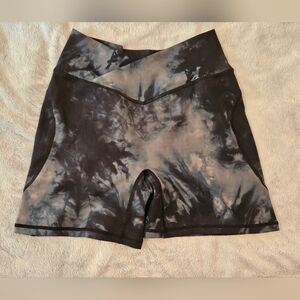 Alphalete Surface Power 5" Shorts, Sz. M